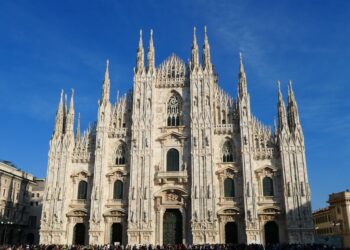 Code da record alla Rinascente di Milano: ecco perché tutti vogliono Labubu