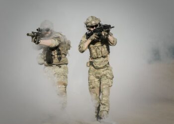 Torna la leva militare? La proposta di legge riaccende l’allarme: 10.000 uomini rischiano il richiamo
