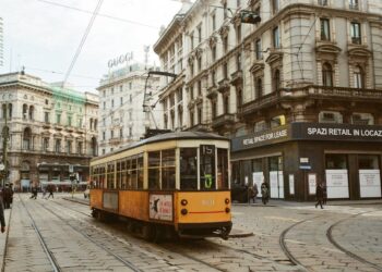 Allarme tram a Milano: secondo deragliamento in pochi giorni vicino alla Centrale