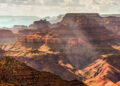 Paura al Grand Canyon: l’alluvione violentissima spazza via ponti e sorprende gli escursionisti